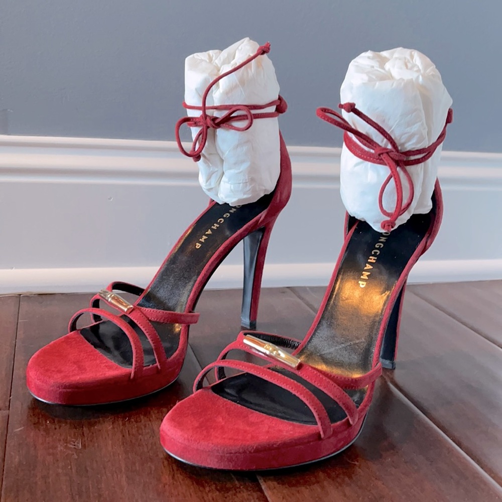 Red suede Longchamp pumps